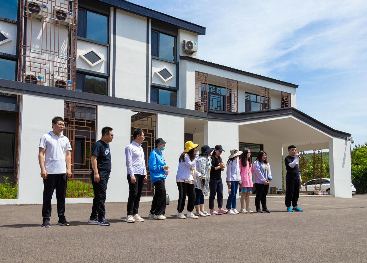 濤聲依舊(jiù)隊亮(liàng)相(xiàng)